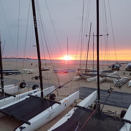 Nieuw App Met Tuin En Terras, Gratis Parking, Aan Zee, Vlakbij Brugge Apartment Duinbergen Exterior foto